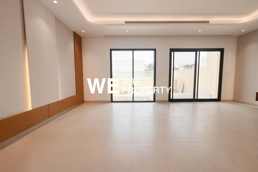 BRAND NEW | MOVE IN NOW | CORNER UNIT BRAND NEW | MOVE IN NOW | CORNER UNIT
