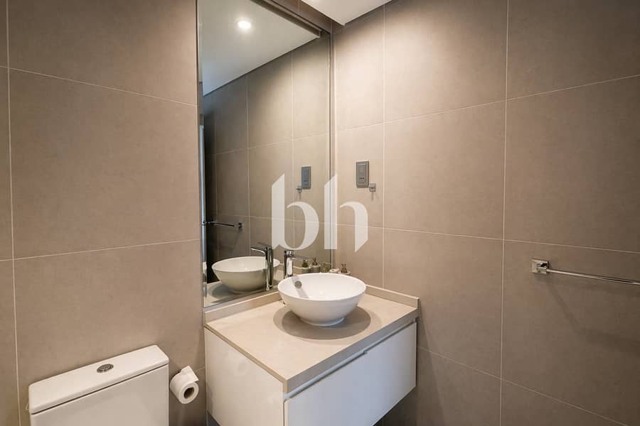 4 Image