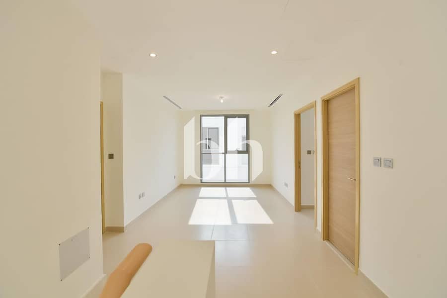 7 Image 0