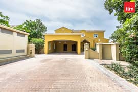 Huge Garden | SpanishStyle Charm | Family Home