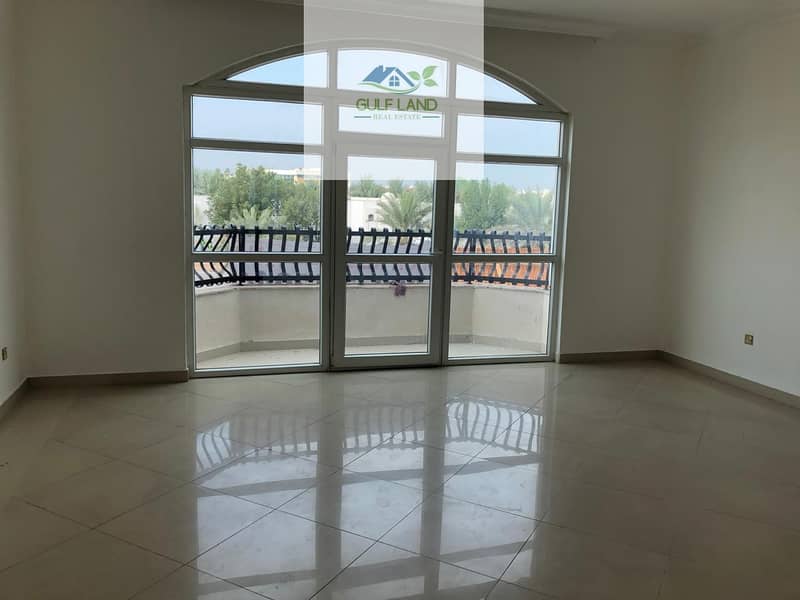 Commercial 6 bathrooms villa with driver room maids room store wash room
