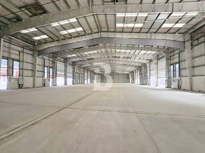 Warehouse for Rent in Abu Dhabi Industrial City, Abu Dhabi - Brand New Large-Capacity | Ready with Power