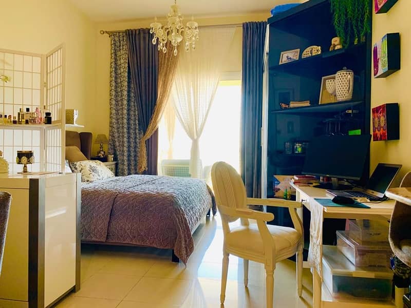 Gorgeous Furnished studio in Royal Breeze