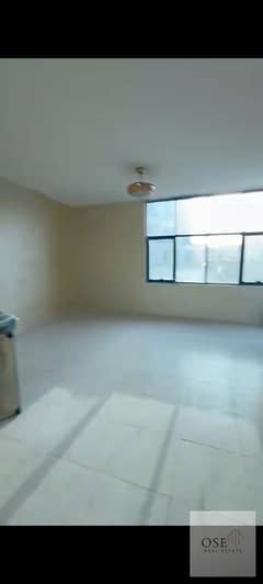 انتهز الفرصه وامتلك 3 غرفه وصاله في ابراج الفالكون بسعر لقطه اطلاله بتشوف بحر الخور