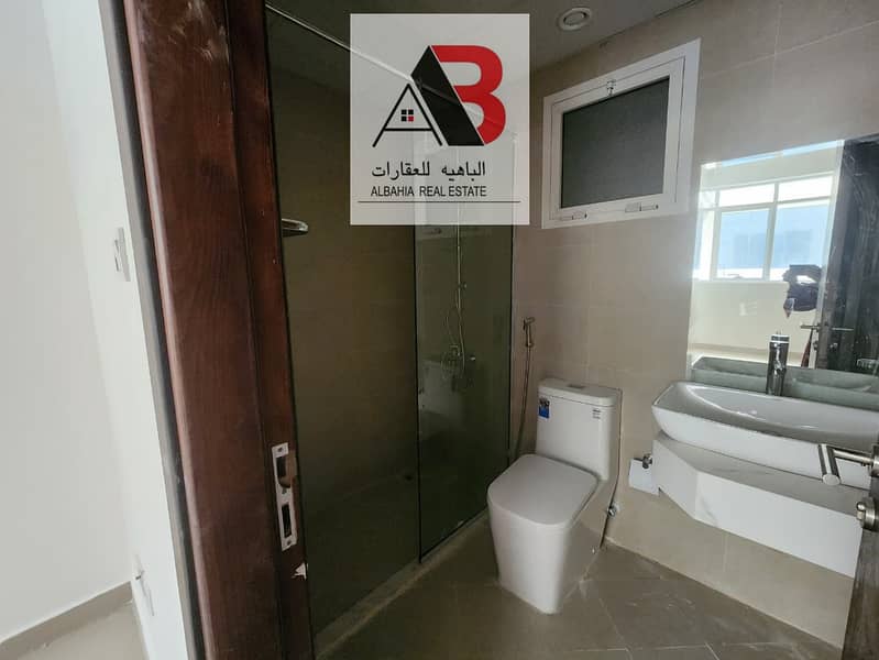 5 Master Bathroom. jpeg