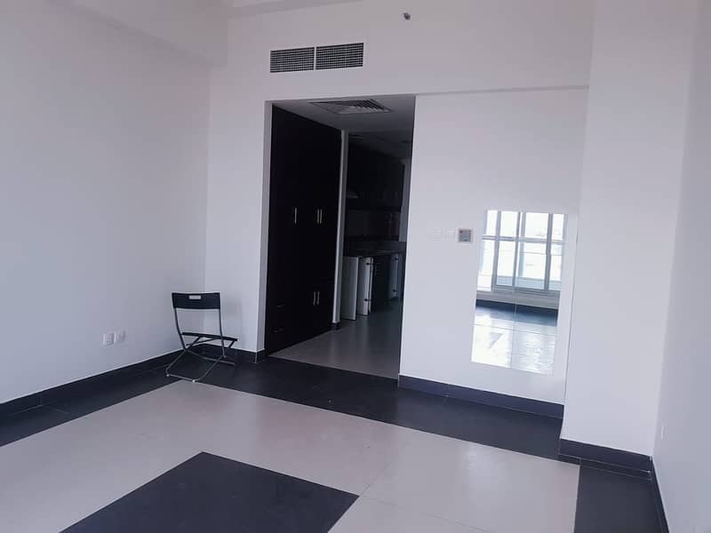 DUBAI SILICON OASIS : STUDIO WITH BALCONY FOR RENT IN SILICON HEIGHT 1 ONLY IN 27000/4