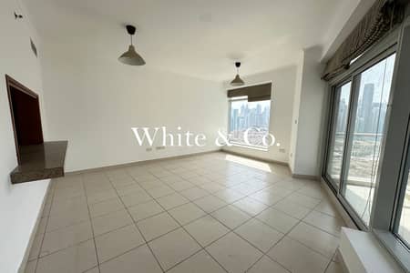 2 Bedroom Flat for Rent in Downtown Dubai, Dubai - Spacious | Mid Floor | View of Downtown 2 Bedroom Flat for Rent in Downtown Dubai, Dubai - Spacious | Mid Floor | View of Downtown