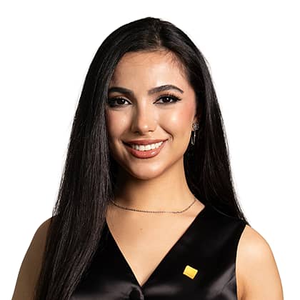 Melika Azimi Melika Azimi