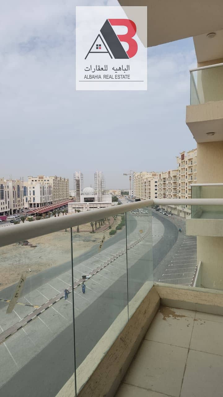 6 Balcony. jpeg