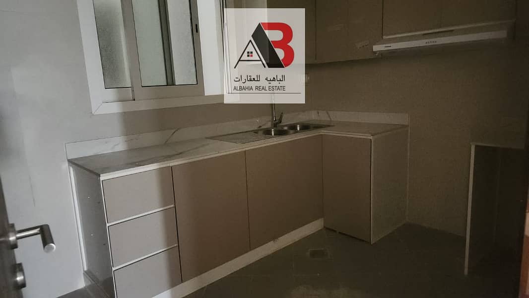 7 Kitchen. jpeg