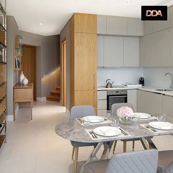 5 sls-dubai-cloud-living-one-bedroom-duplex-dining-room. jpg