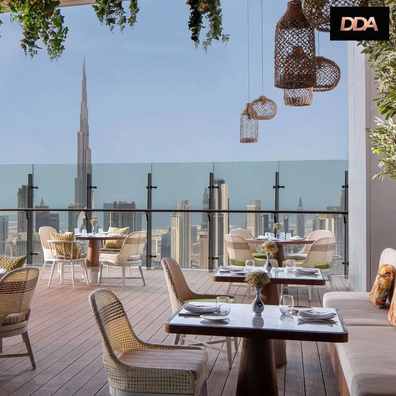 10 1-sls-dubai-restaurant-filia-rooftop-1. jpg
