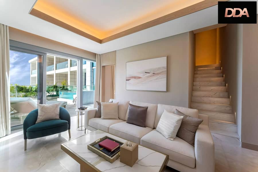 11 667d1a20151f08964b45229d_Living Area. jpeg