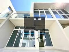 فيلا من 3 غرف نوم | باسوود | مناظر متعددة | فناء خاص