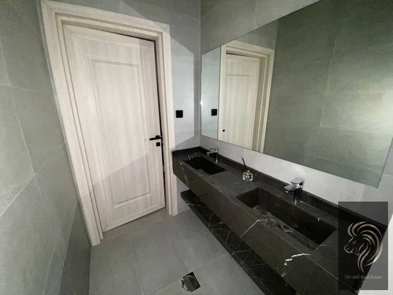 5 BEDROOM LUXURY VILLA FOR RENT IN AL HELIO - View 3