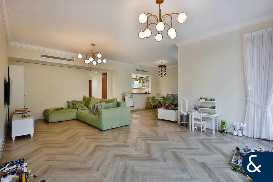 Renovated | 3 bedroom | Vacant on Transfer Renovated | 3 bedroom | Vacant on Transfer
