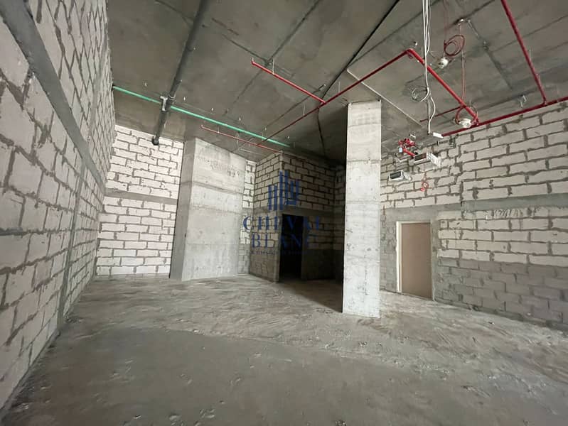 14 binghatti royal 6jpeg. jpeg