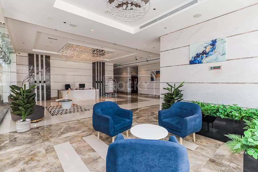 16 Art XVIII - Apartment - Building & Amenities-3. jpg