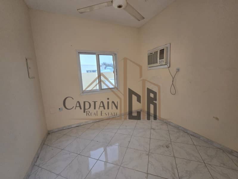 8 ef18eaa4-5fb5-4869-afde-21a9c1aed38d. jpg