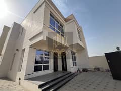 فيلا للإيجار بالحليو أول ساكن ب90 ألف، 4 ماستر + مجلس وصالة وغرفة خادمة، حوش لثلاث سيارات، أمام المسجد