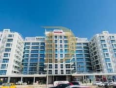 شقة واسعة بغرفتي نوم + غرفة للخادمة | جليتز 3، ستوديو سيتي | 1242 قدم مربع