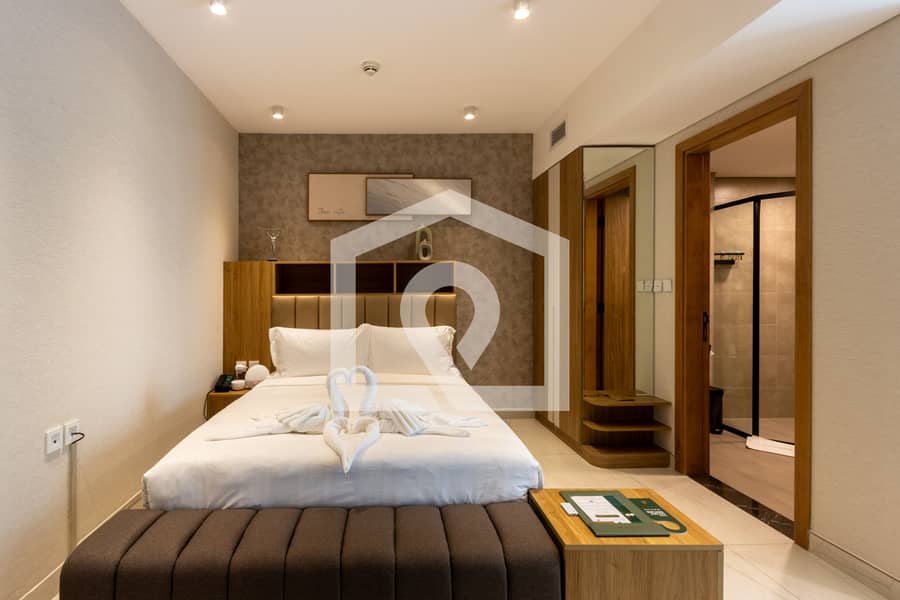 Wellness Studio | Balcony | Pool & Views - Image 1