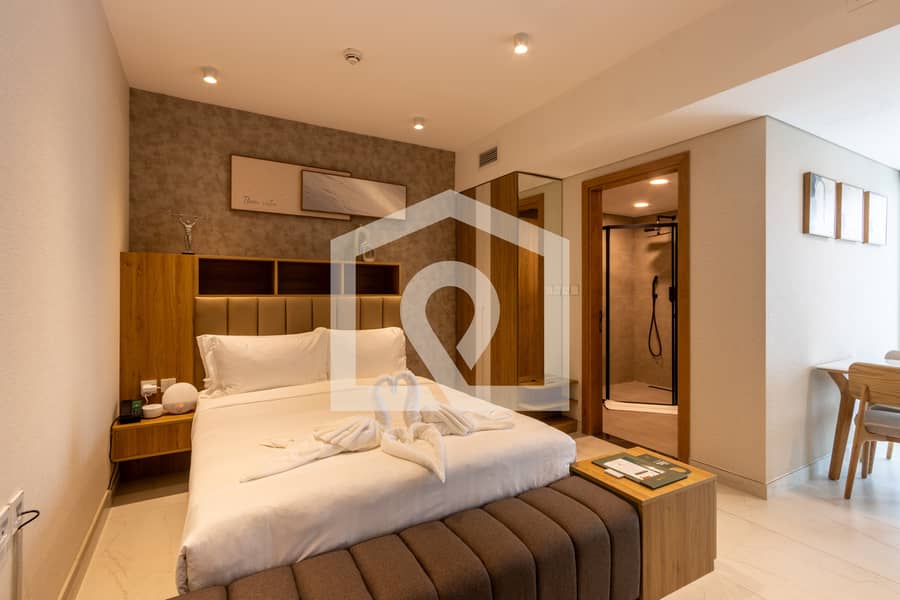 Wellness Studio | Balcony | Pool & Views - Image 4