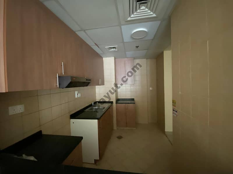 One Bedroom With Balcony For Rent In CBD Traflgar Central