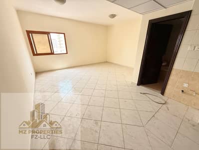 استوديو للايجار في القاسمية، الشارقة - IMG_1528. jpg استوديو للايجار في القاسمية، الشارقة - IMG_1528. jpg