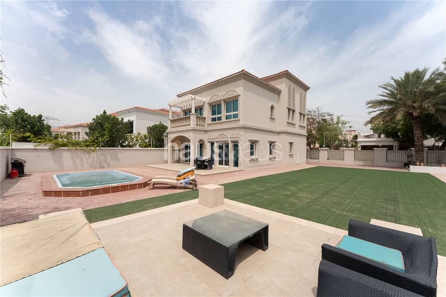 7,668 sq. ft I Vacant Soon I 3 Bed I Quiet Street 7,668 sq. ft I Vacant Soon I 3 Bed I Quiet Street
