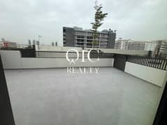 نادرة جدًا | وحدة وحدة ومميزة | الأكبر في المبنى | تراس ضخم