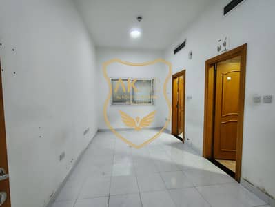 Studio for Rent in Deira, Dubai - IMG_20260421_183103642_HDR. jpg Studio for Rent in Deira, Dubai - IMG_20260421_183103642_HDR. jpg