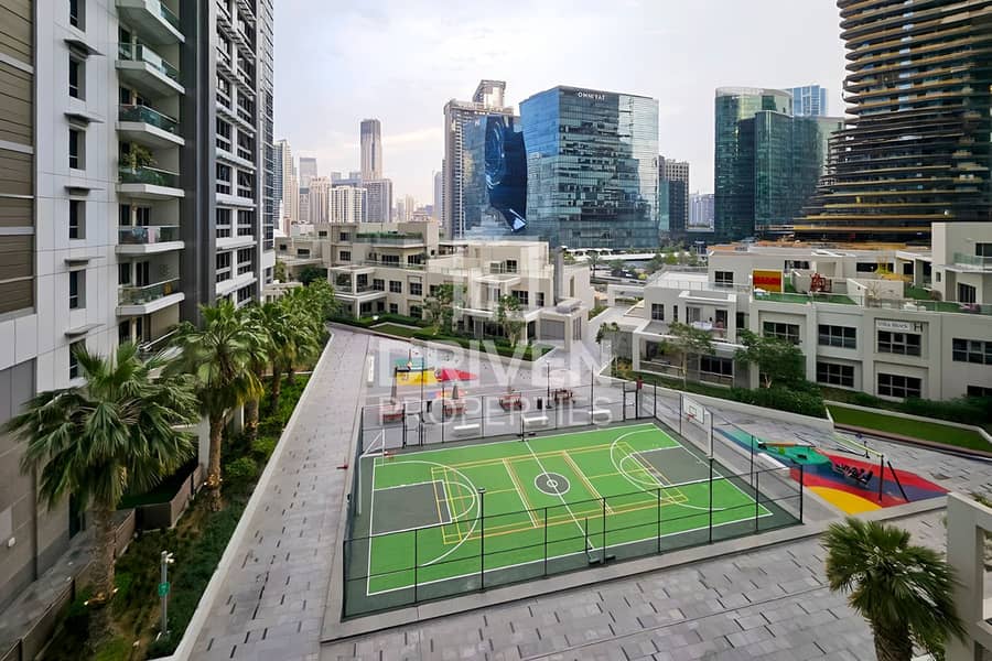 Bright Studio | Great Community | Prime Location Bright Studio | Great Community | Prime Location