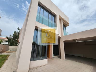 4 Slaapkamers Villa te Huur in Al Garhoud, Dubai - 20260422_102943. jpg 4 Slaapkamers Villa te Huur in Al Garhoud, Dubai - 20260422_102943. jpg