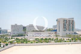 Cozy 1BR Apt | Amazing Facilities | Prime Location
