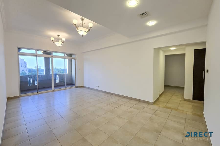 Large Layout | Skyline Views | Free Maintenance Large Layout | Skyline Views | Free Maintenance