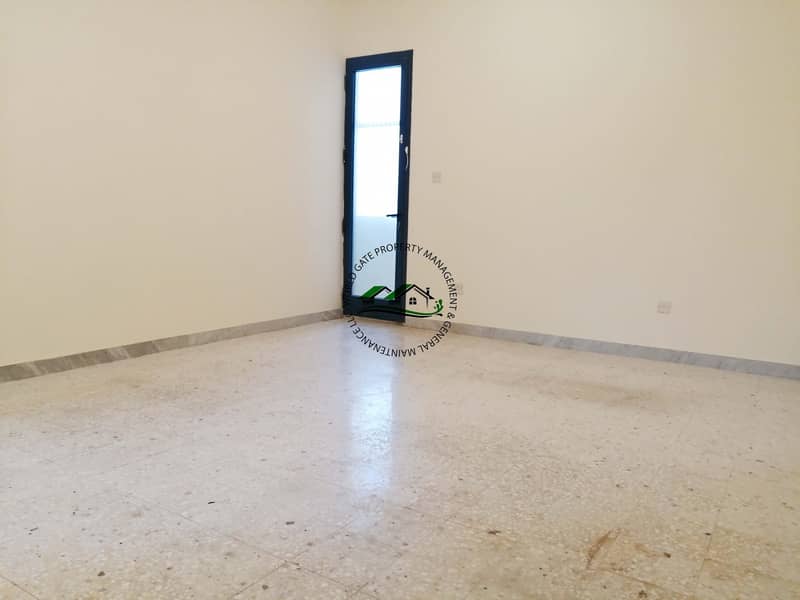 Cost-efficient family apt w/ balcony Cost-efficient family apt w/ balcony