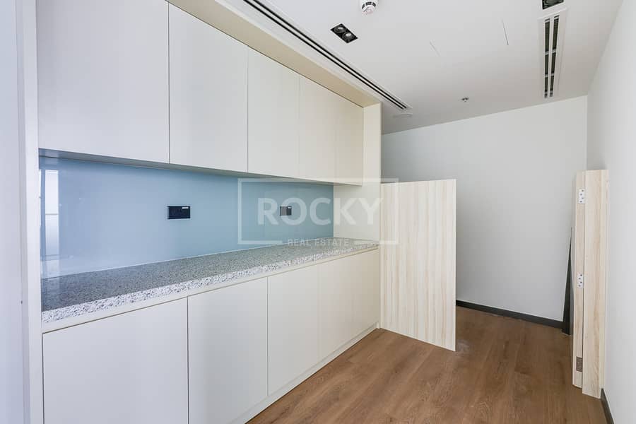 20 Mazaya Business Aveneu-17. jpg