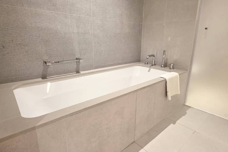 19 Vida Redence Dubai Mall (33). png
