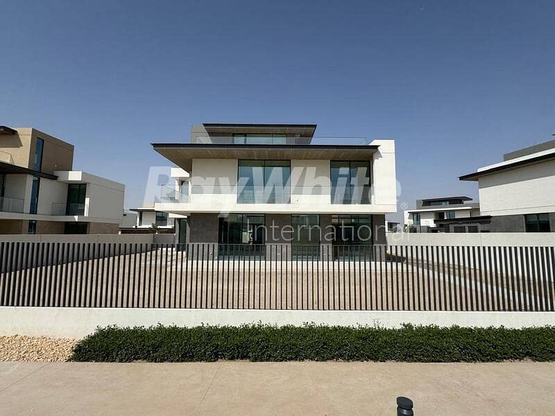 4BR + Maid's | Single Row | Ready to Move In 4BR + Maid's | Single Row | Ready to Move In