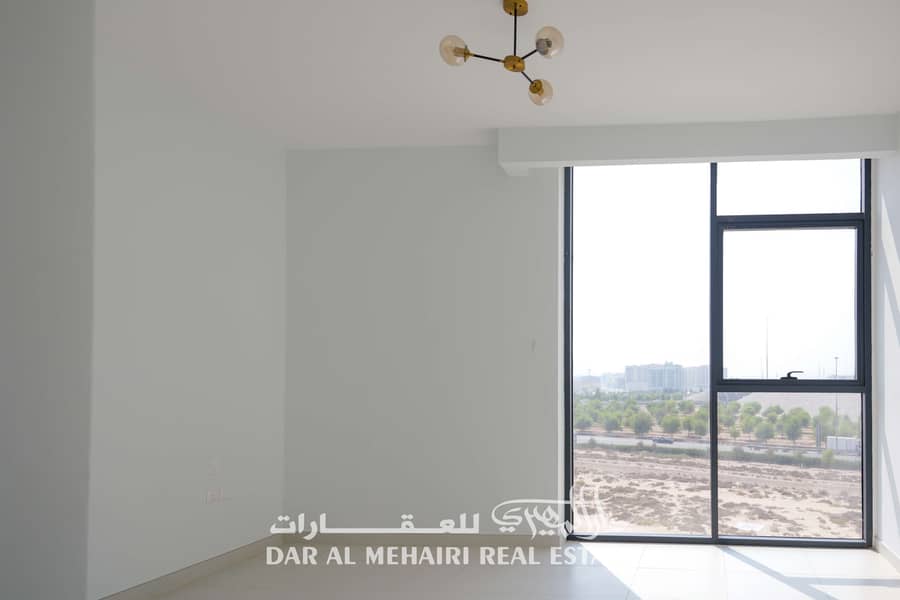 8 aysha building_page-0010. jpg
