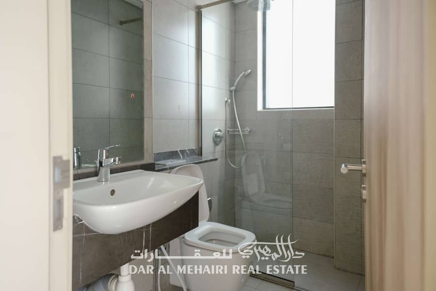 16 aysha building_page-0012. jpg