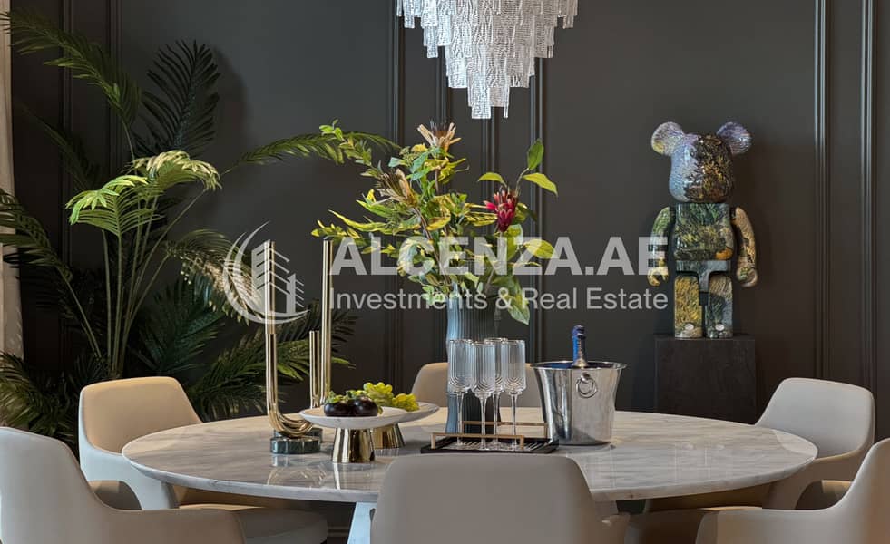 6 Dining area. jpg