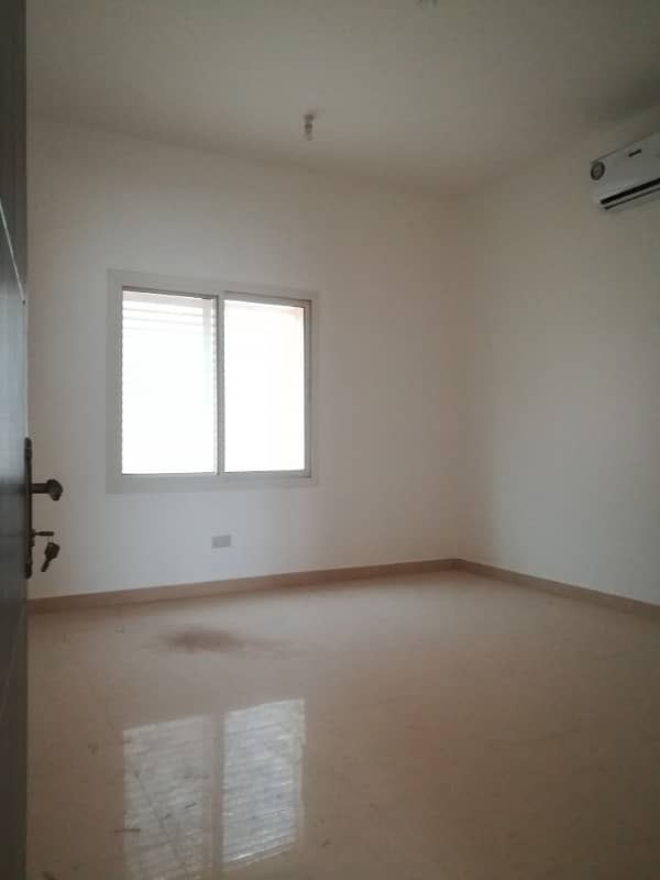 BRAND NEW SPACIOUS 3BHK IN MBZ CITY