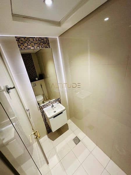 8 71dae322-768d-4505-bd60-5adf0cdfdf4d. jpg