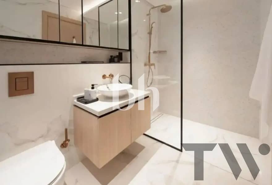Furnished | 5 Years Payment Plan | High Floor - Image 8