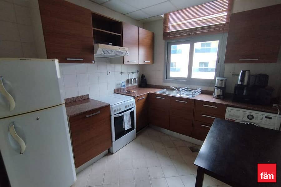 Massive Studio | Chiller Free | Marina Views