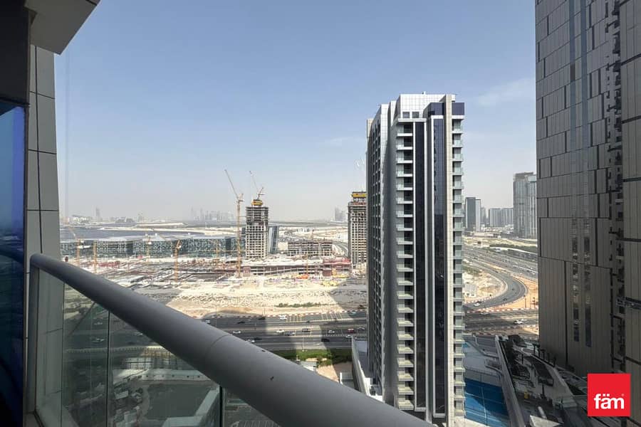 Lowest Price | Skyhigh Luxury | Paramount Living Lowest Price | Skyhigh Luxury | Paramount Living