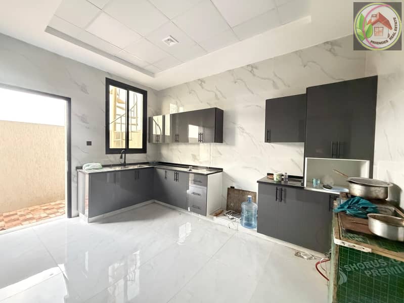9 5d6352ca-e095-4bd7-abb7-520f1ca458f7. jpg