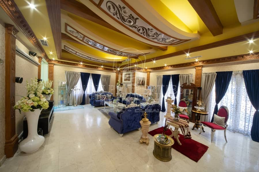 Upgraded Mazaya B2 | 5 bed plus maids | Pvt Pool